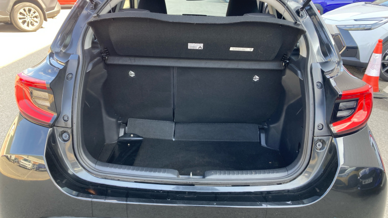 Toyota Yaris 1.5 Hybrid Design 5dr CVT Hybrid Hatchback